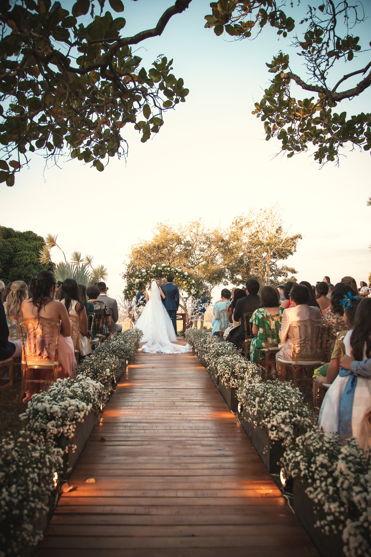 Casamento ao ar livre! 
#fotógrafodecasamento #casamentoaoarlivre 