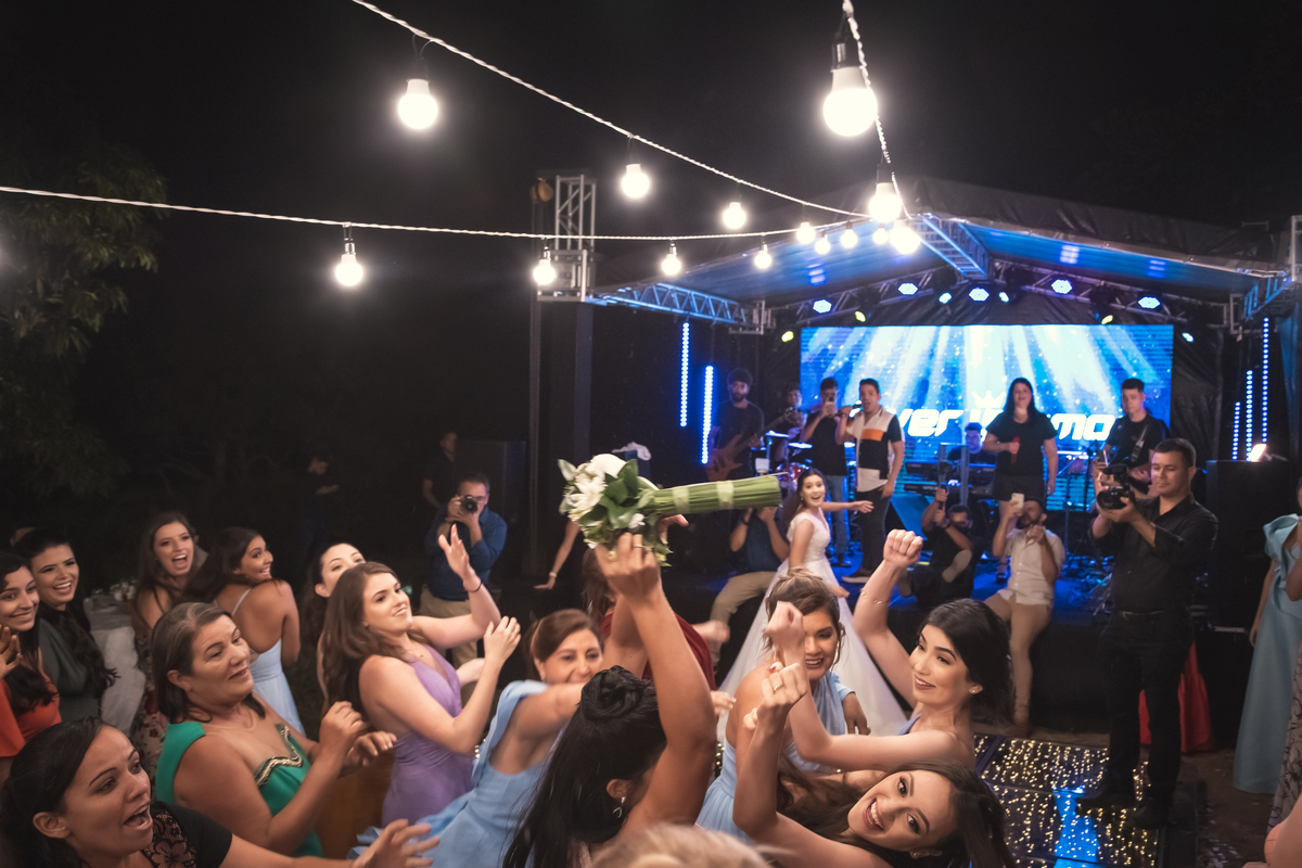 Casamento ao ar livre! 
#fotógrafodecasamento #casamentoaoarlivre 