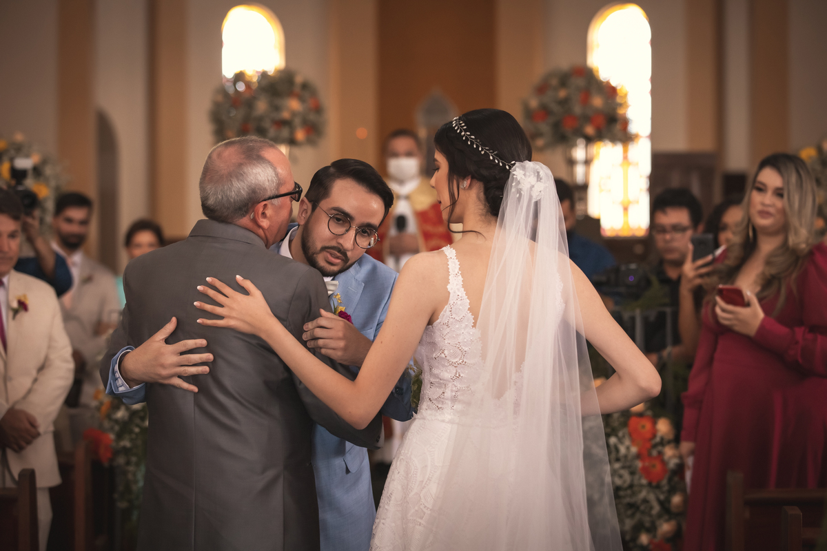 Casamento diurno no lago dos sonhos em Caruaru