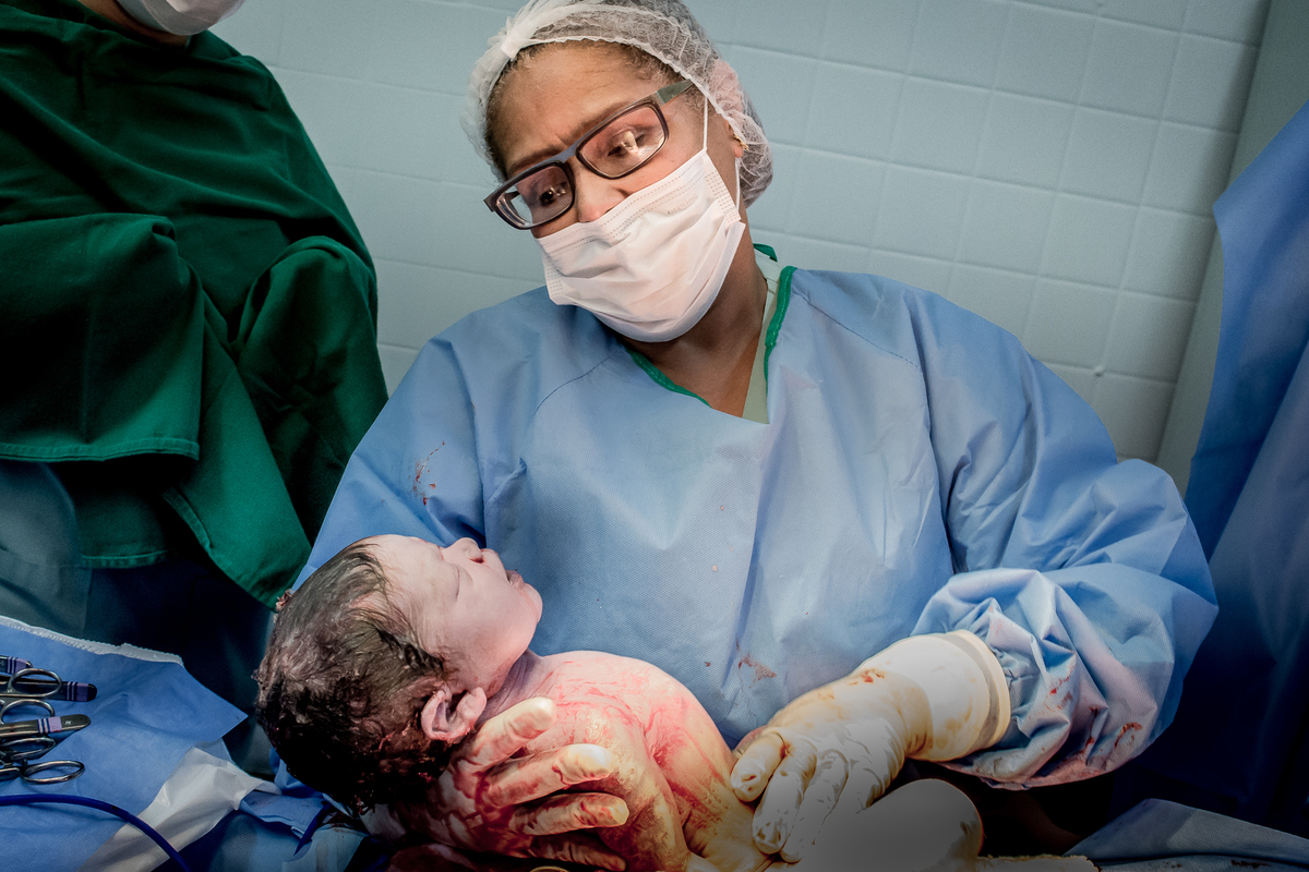 28/03/19 Nascimento Antonella - Sao Lucas Macae - Dra. Thereza