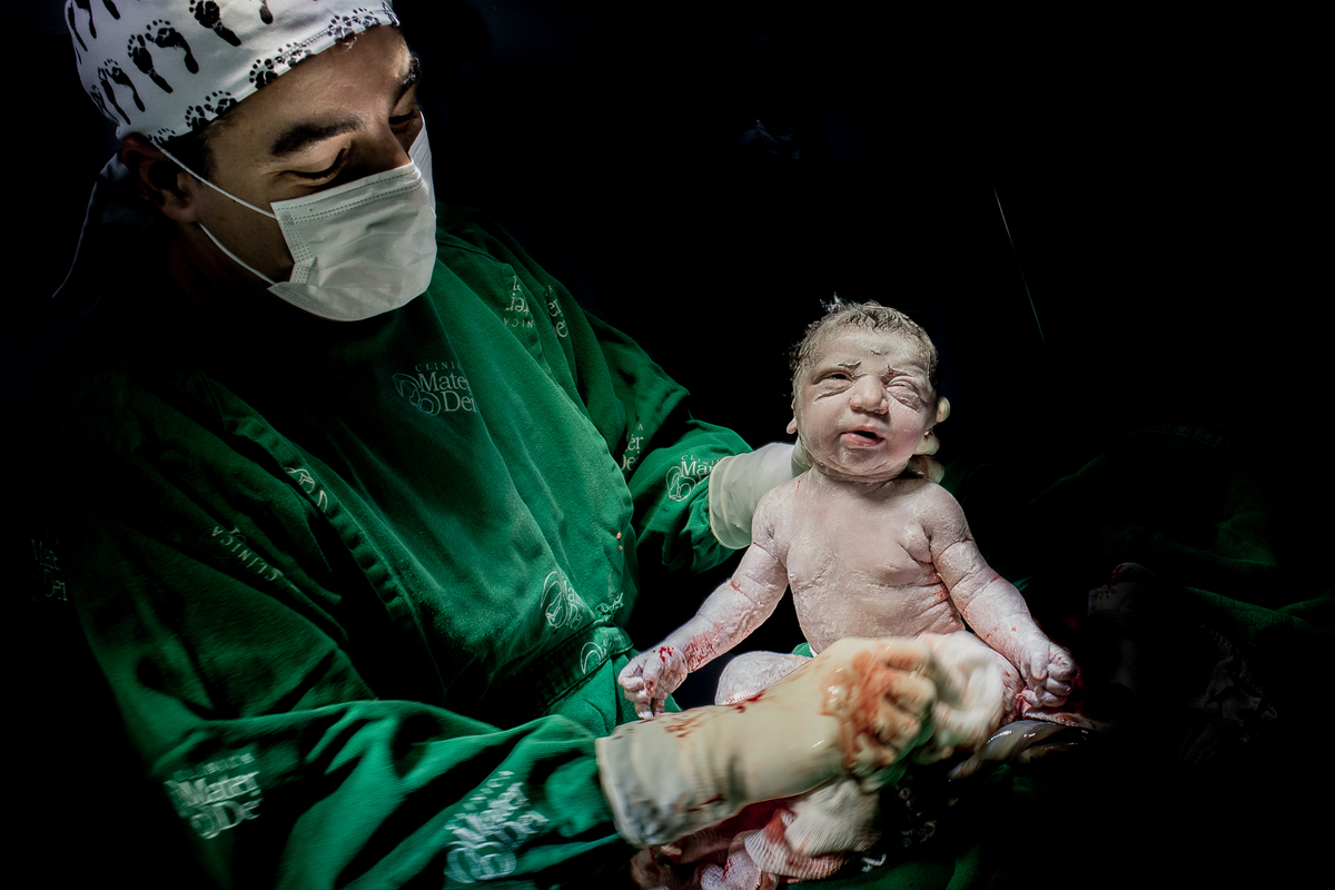02/06/19 Nascimento Helena - Materdei Rio das Ostras - Dr. Gustavo Simoes