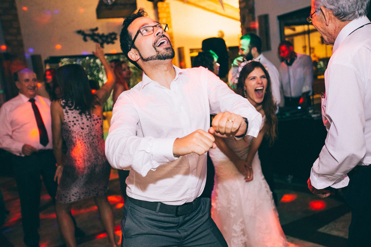 Casamento Aline e Gabriel Brasília - DF Noivos dançando na recepção