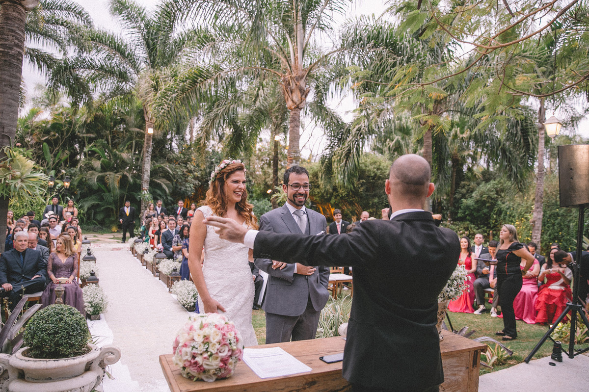 Casamento Aline e Gabriel Brasília - DF Noivos na cerimônia de casamento
