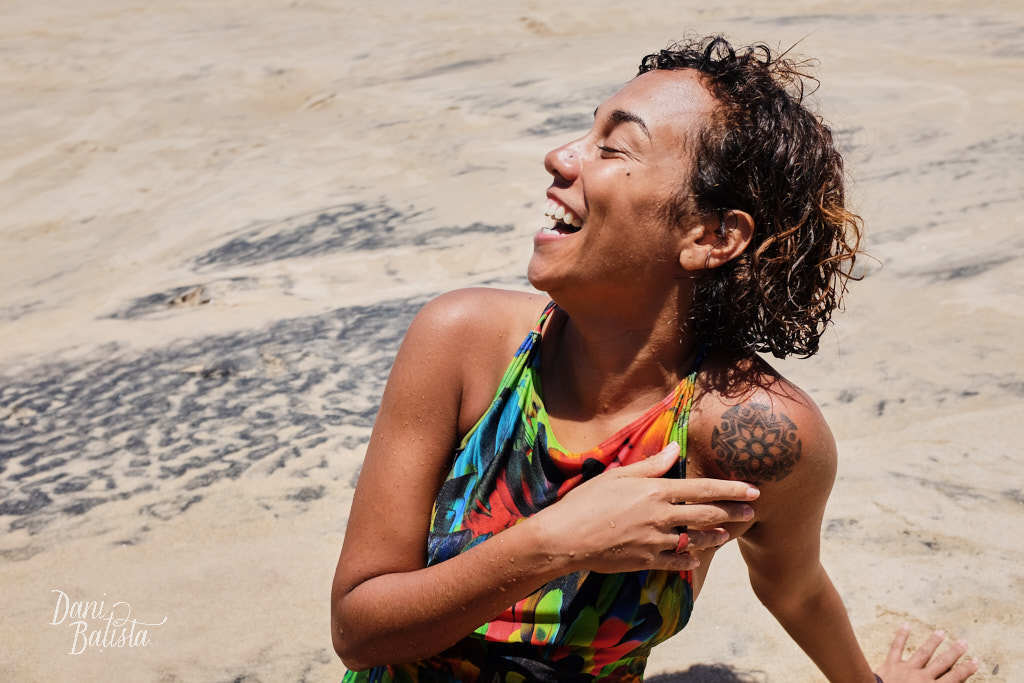 modelo rindo em Ensaio fotografico no rio