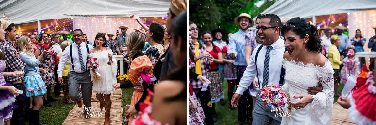 saida dos noivos com arroz casamento ao ar livre de dia