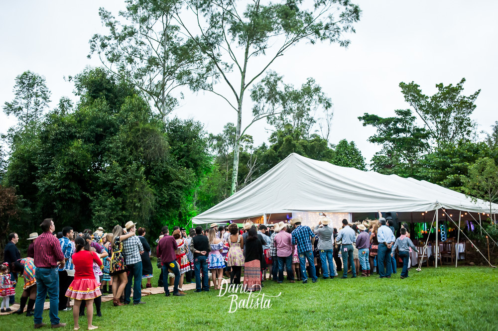  cerimonia de casamento ao ar livre de dia