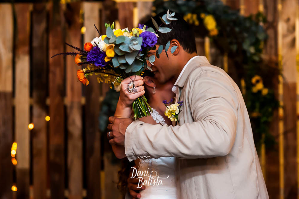 detalhe do bouquet colorido nega fuloh casamento niteroi