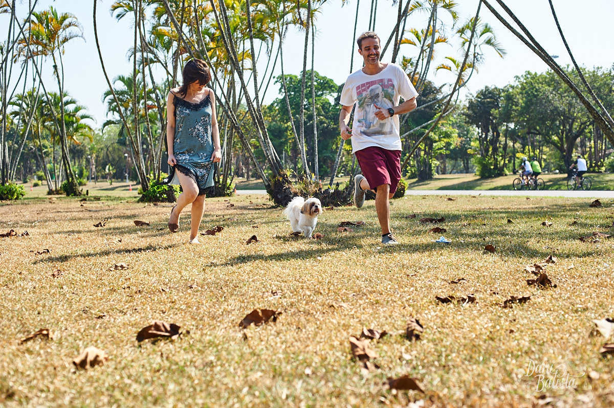 Casal correndo durante Ensaio Fotografico no Rio de Janeiro