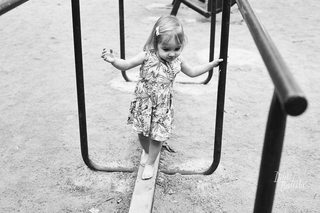 criança brincando durante Ensaio de Familia