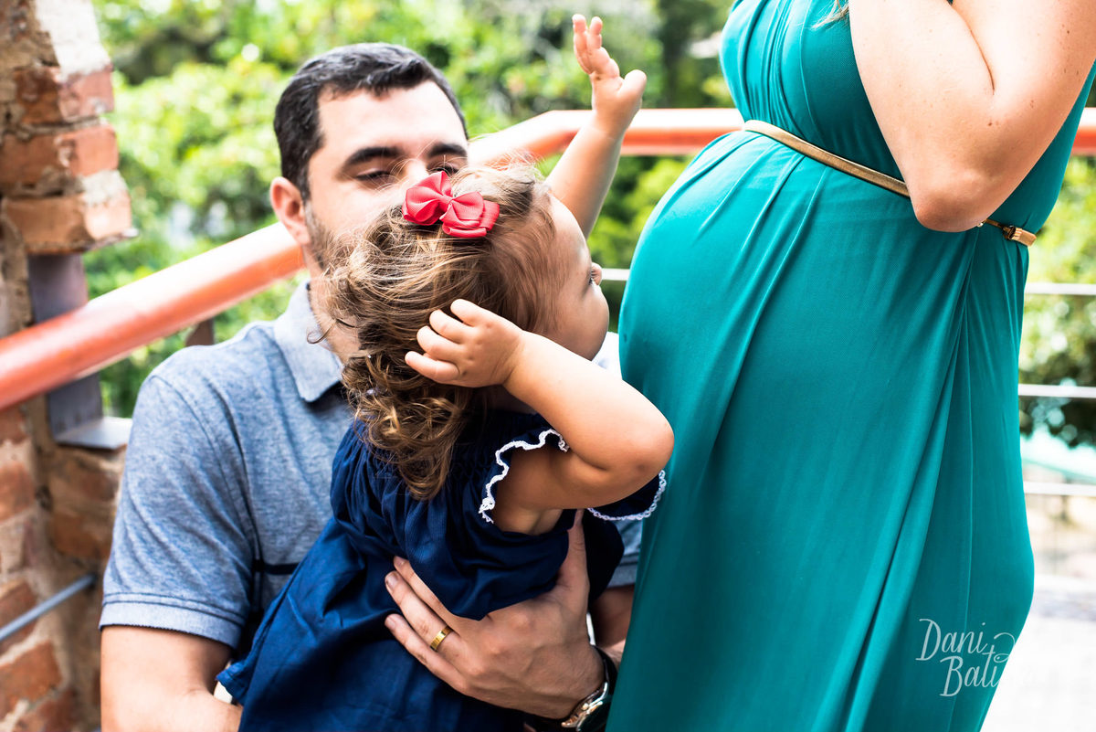 familia no ensaio de gestante parque das ruinas rj
