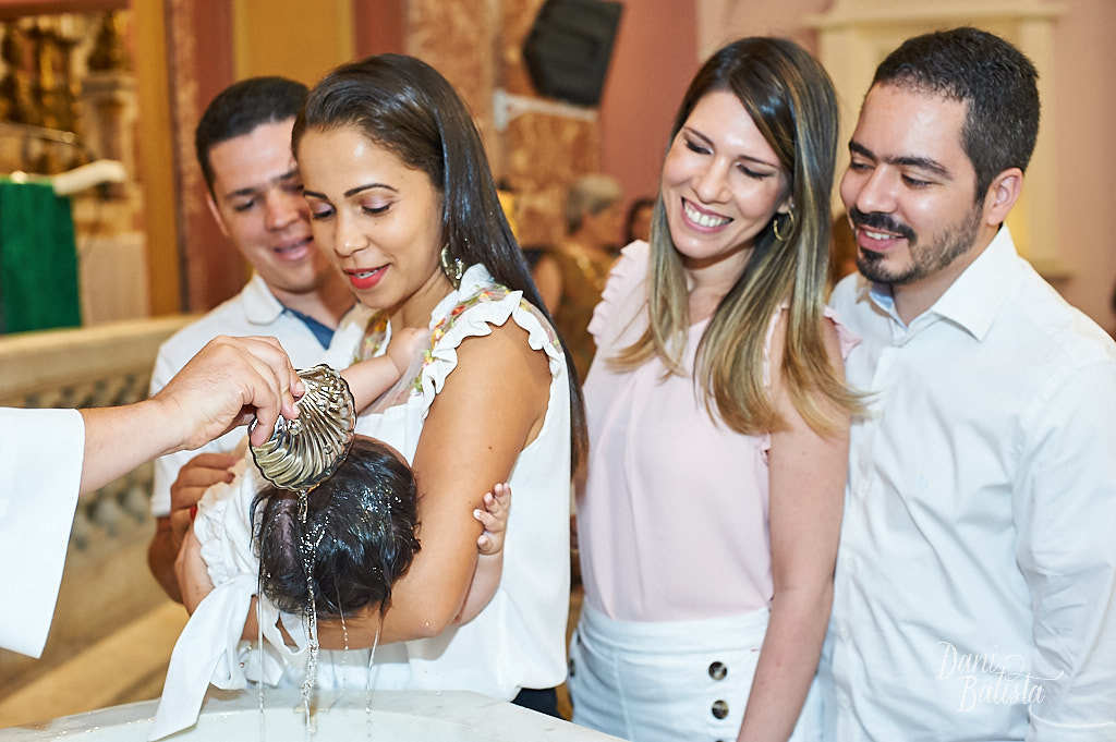 água benta fotografia batizado