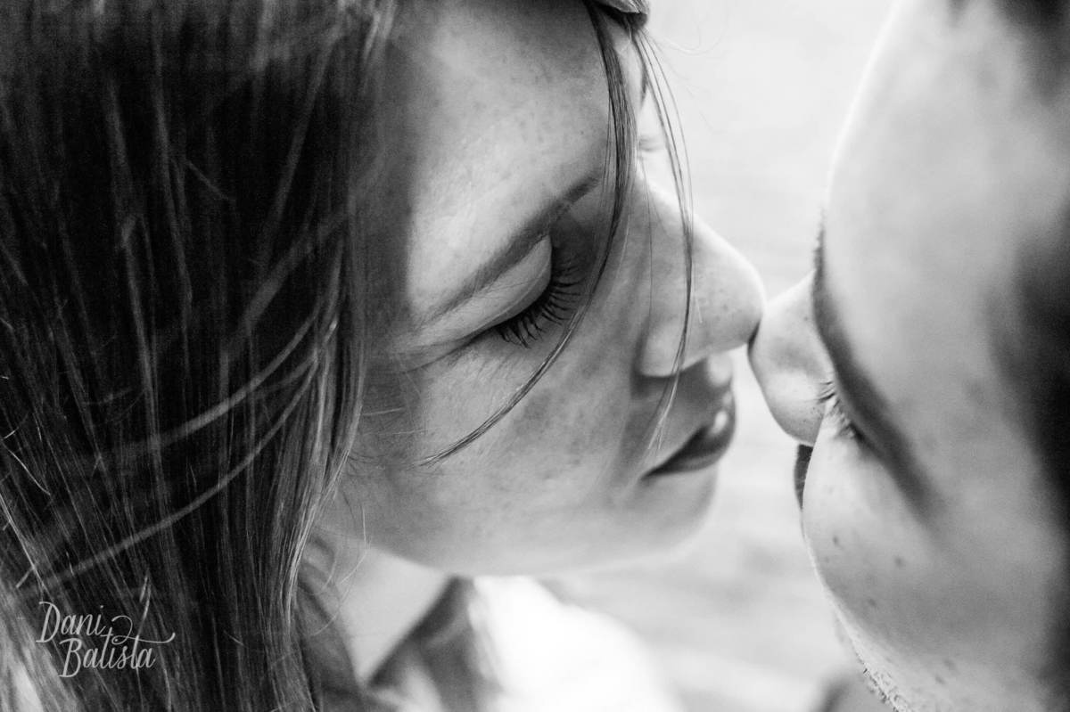 Noivos durante Ensaio Fotográfico Pós Casamento