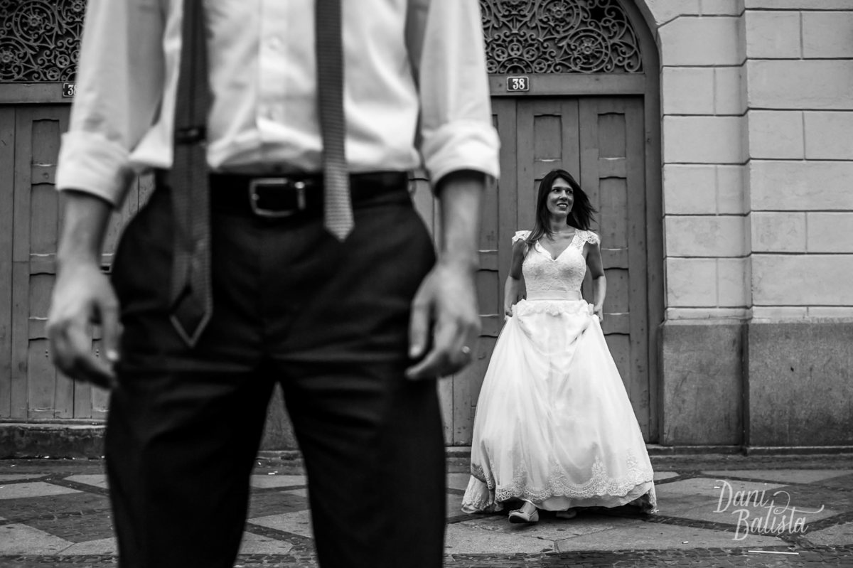 Ensaio Pós Casamento de noivos nas ruas da Lapa