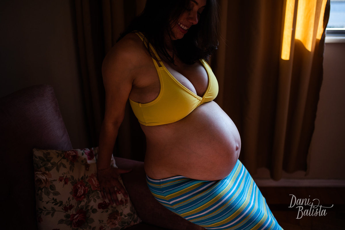 Ensaio de fotos de Gestante em casa