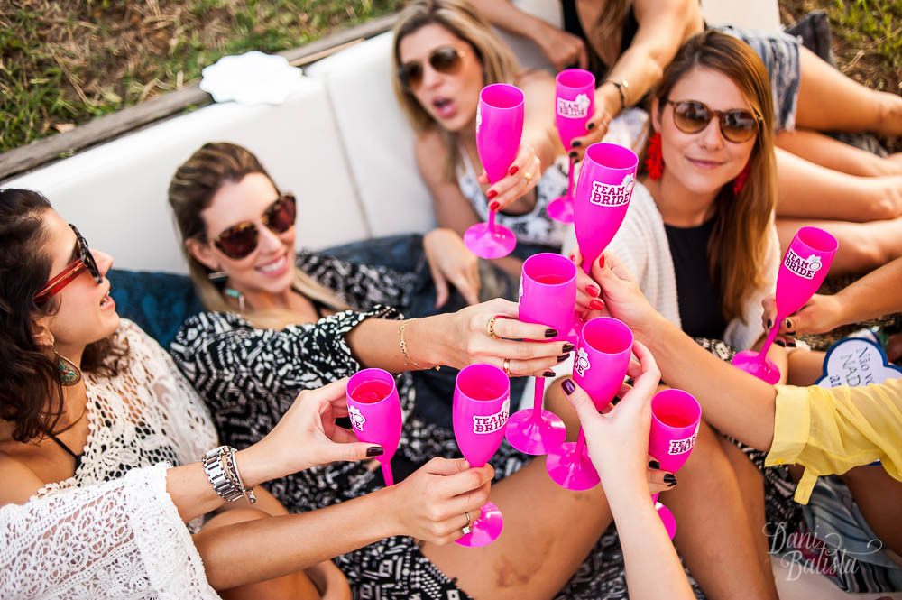 despedida de solteira na praia brava em buzios