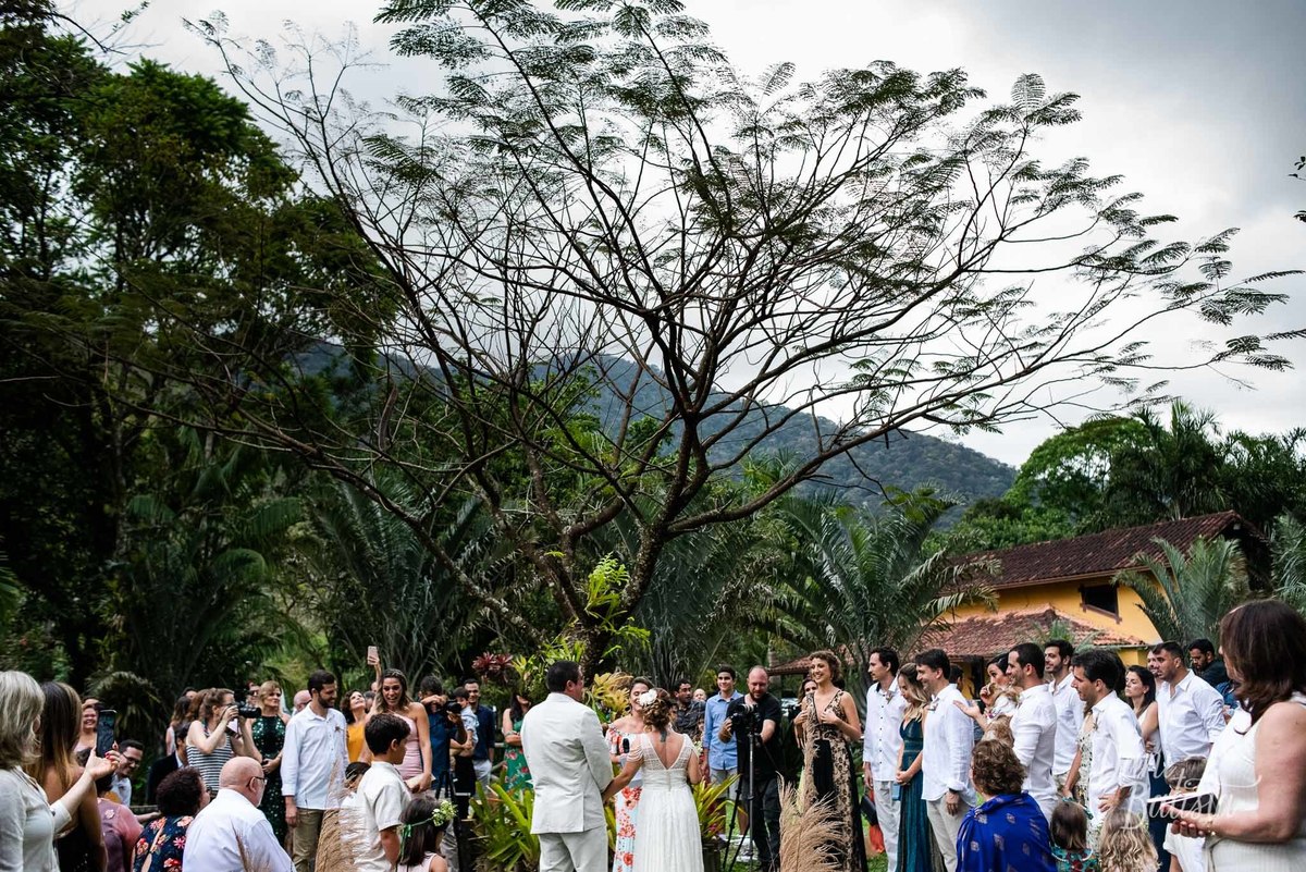 casamento ao ar livre de dia camping aldeia velha