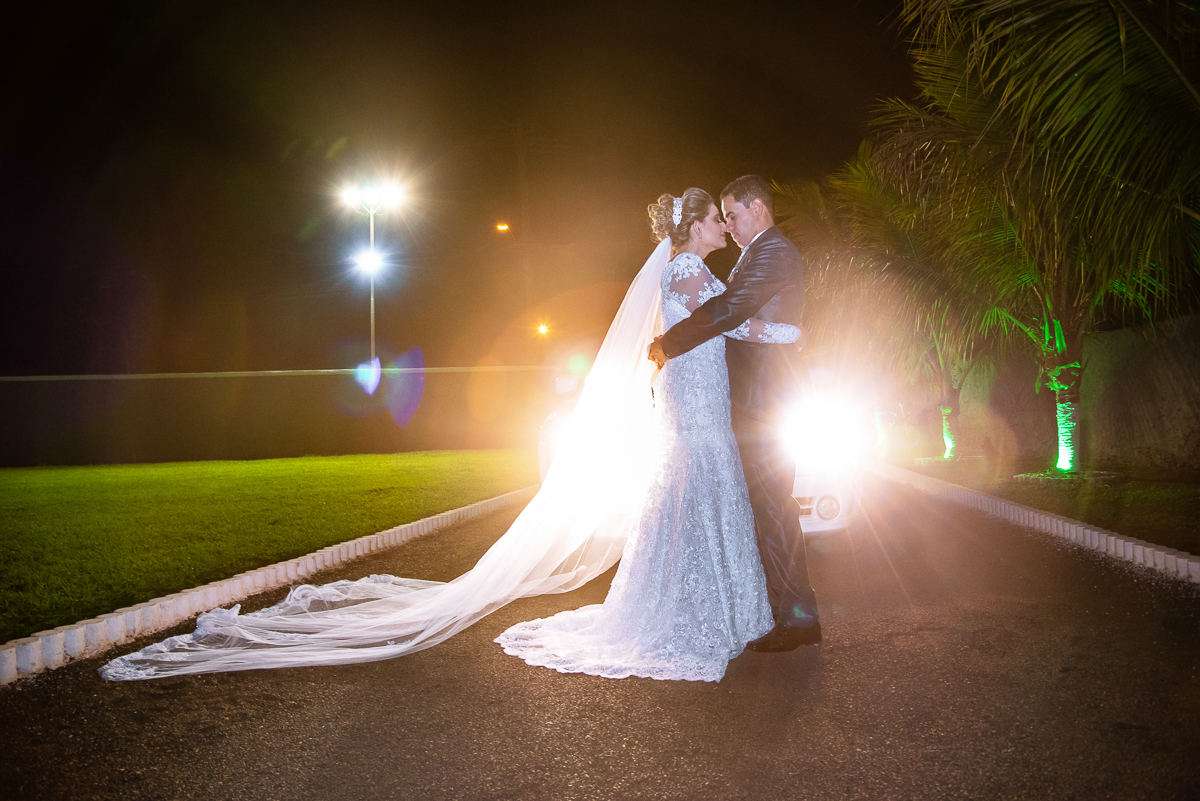 ensaio dos noivos na limousine