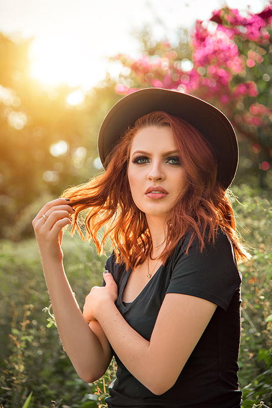 ensaio feminino na natureza golden hour