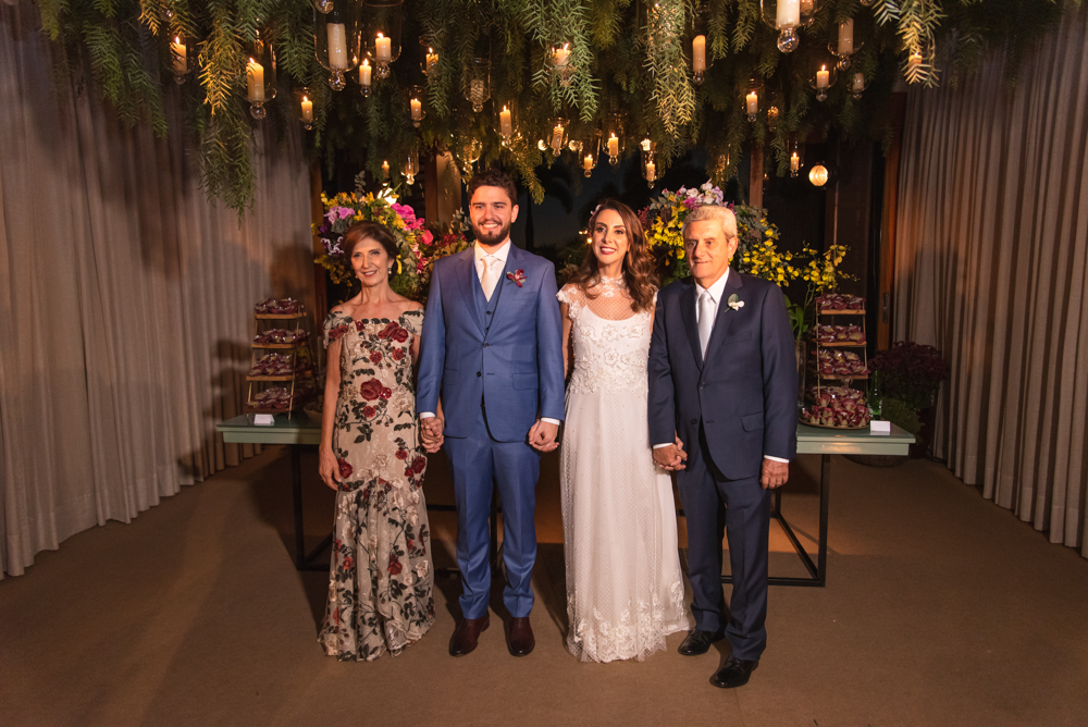 foto com os pais da noiva