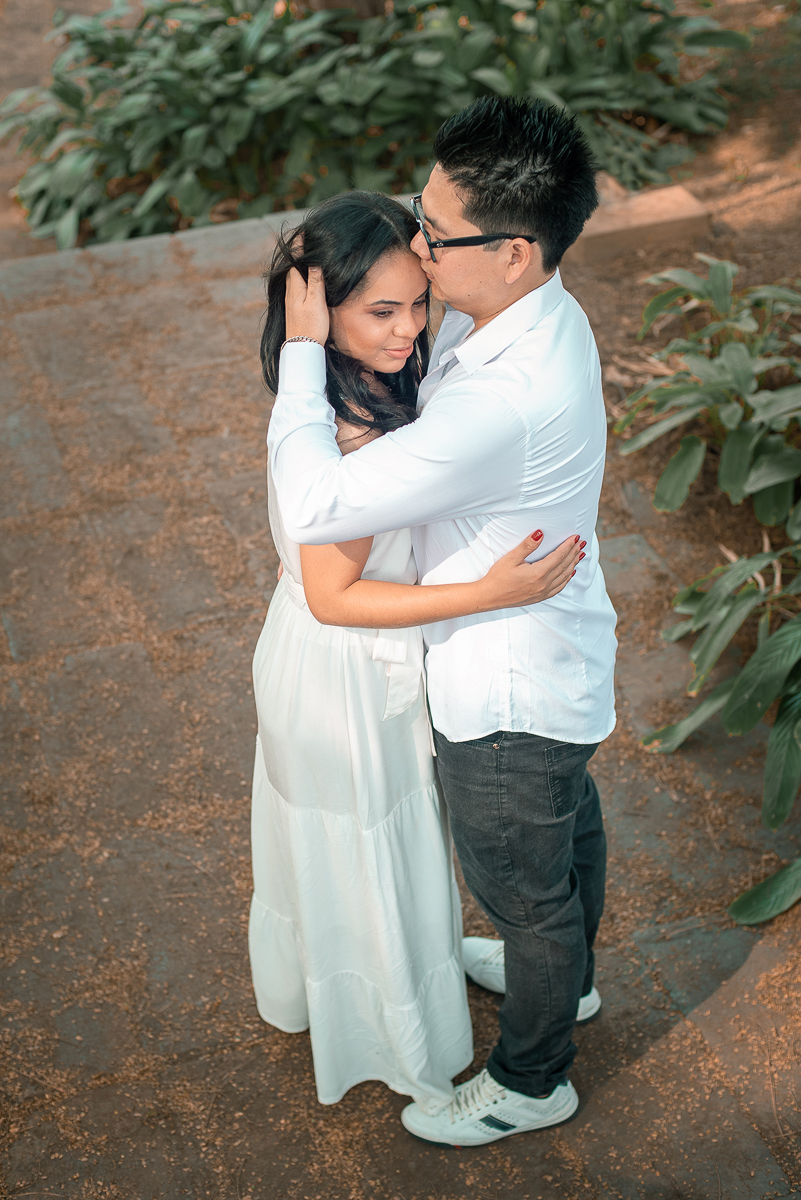 ensaio em casal pre wedding na natureza