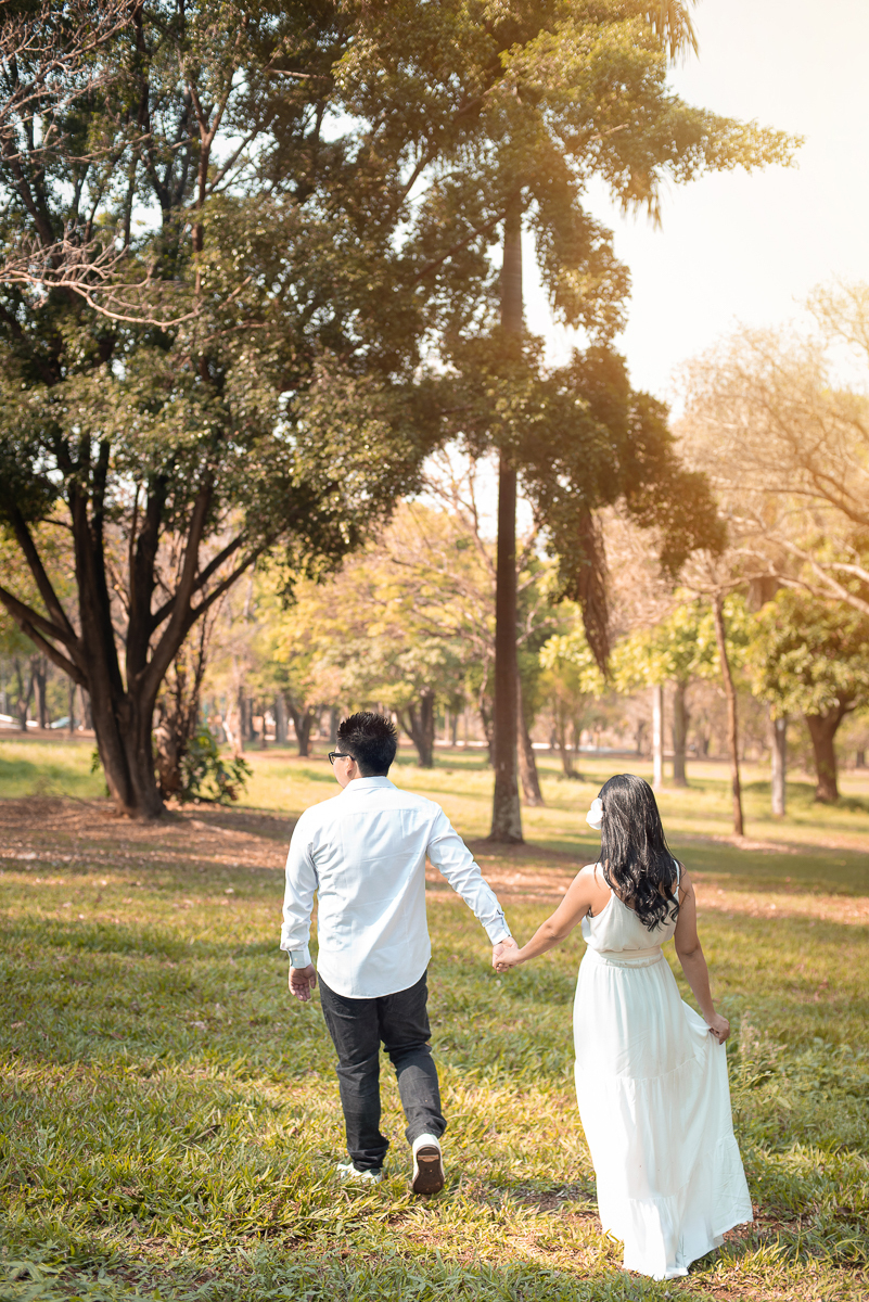 ensaio em casal pre wedding na natureza