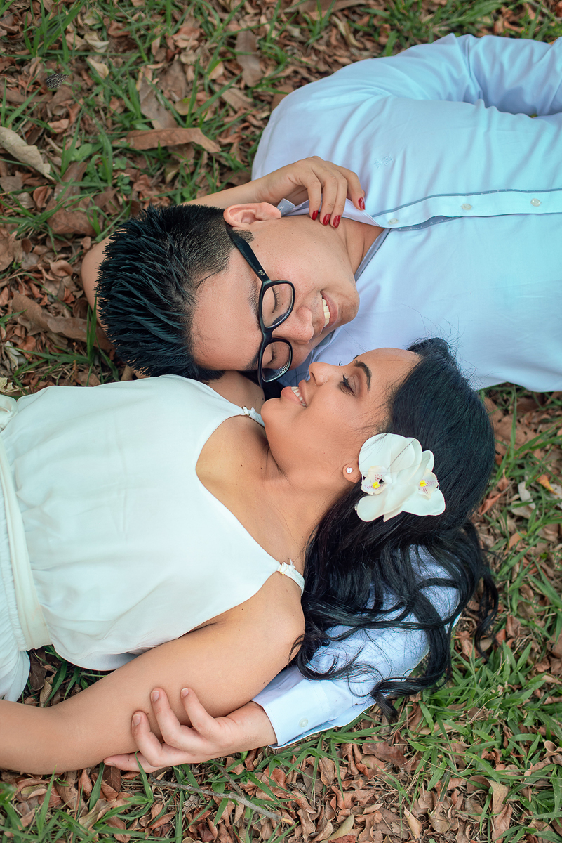 ensaio em casal pre wedding na natureza