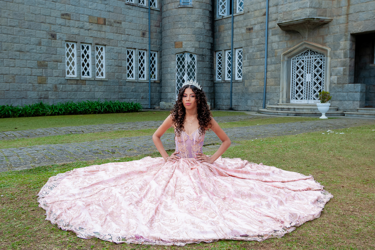 Ensaio da debutante Isabely
Local: Castelo Country Clube - Petrópolis
Fotógrafo Wallace Nunes - Rio de Janeiro Zona Oeste

Guaratiba