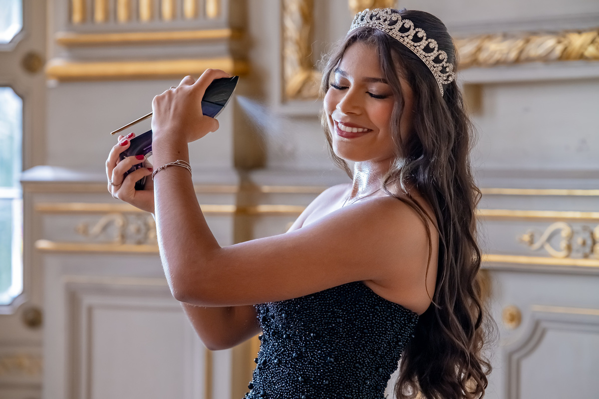 Ensaio da debutante Olívia

Local: Theatro Municipal - Rio de janeiro

Fotógrafo Wallace Nunes - Rio de Janeiro Zona Oeste

Guaratiba