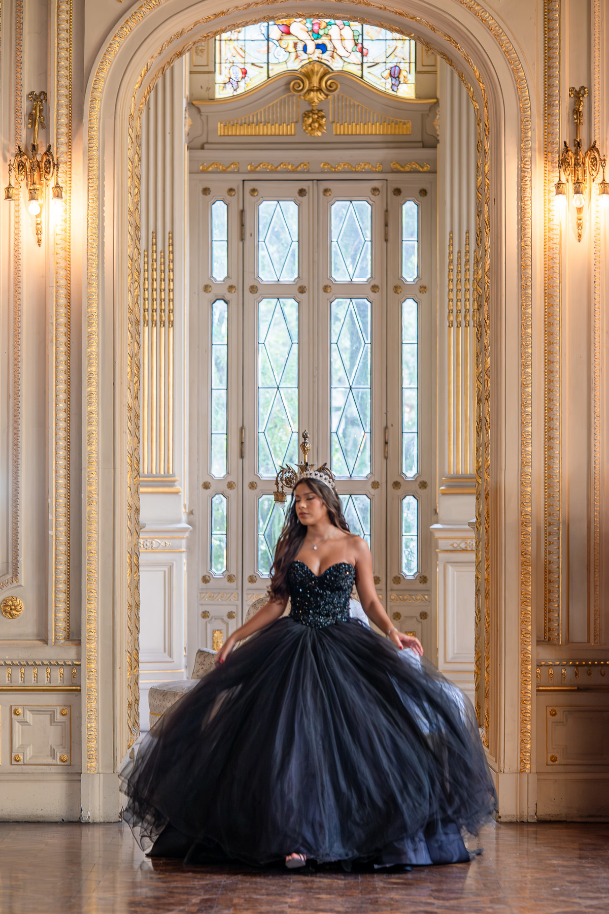 Ensaio da debutante Olívia

Local: Theatro Municipal - Rio de janeiro

Fotógrafo Wallace Nunes - Rio de Janeiro Zona Oeste

Guaratiba