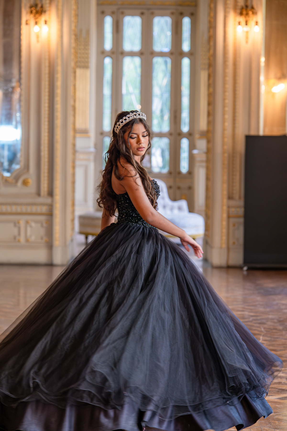 Ensaio da debutante Olívia

Local: Theatro Municipal - Rio de janeiro

Fotógrafo Wallace Nunes - Rio de Janeiro Zona Oeste

Guaratiba