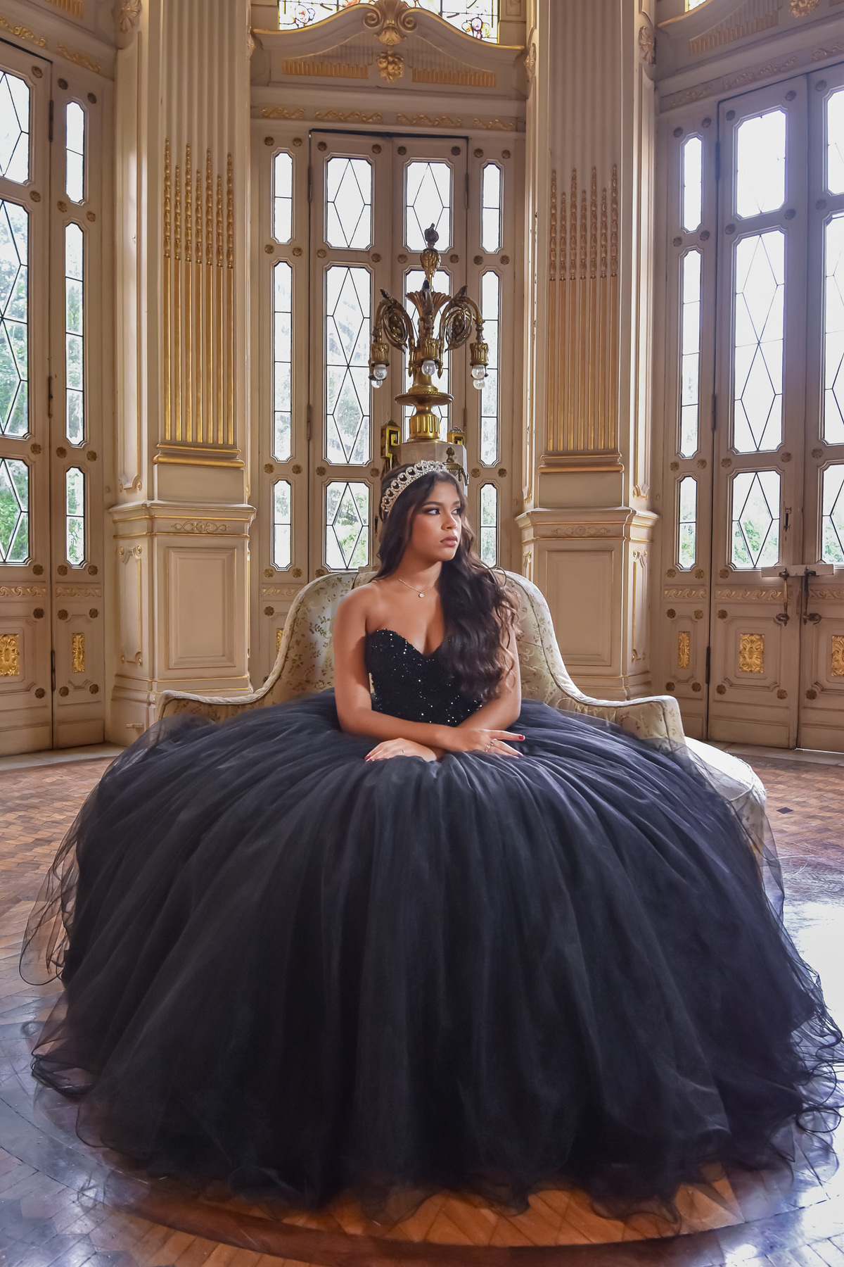 Ensaio da debutante Olívia

Local: Theatro Municipal - Rio de janeiro

Fotógrafo Wallace Nunes - Rio de Janeiro Zona Oeste

Guaratiba