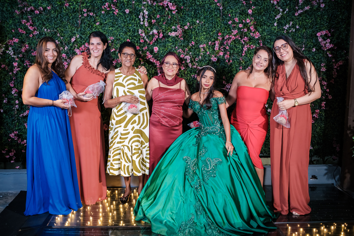 Fotografia festa debutante Lunah
Princesa Tiana
Local: Viena Casa de festas - Meier - RJ
Fotógrafo Wallace Nunes - Rio de Janeiro Zona Oeste
Guaratiba