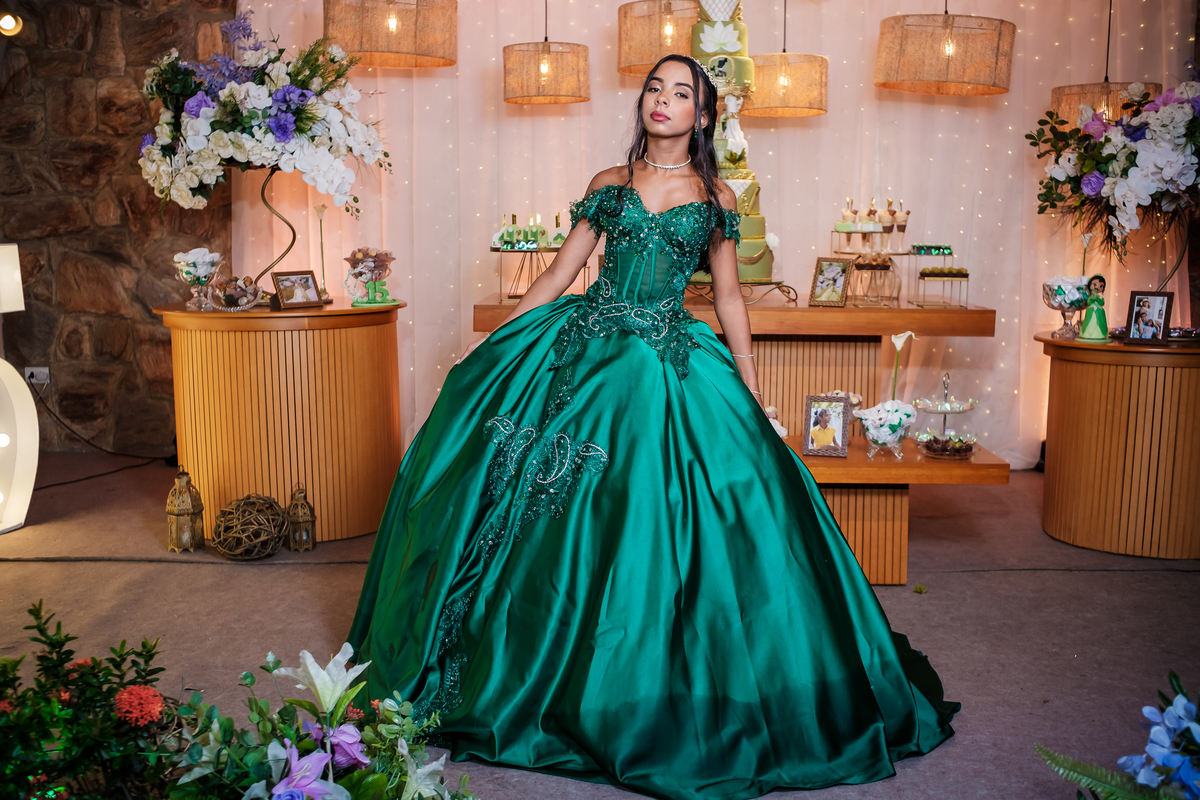 Fotografia festa debutante Lunah
Princesa Tiana
Local: Viena Casa de festas - Meier - RJ
Fotógrafo Wallace Nunes - Rio de Janeiro Zona Oeste
Guaratiba