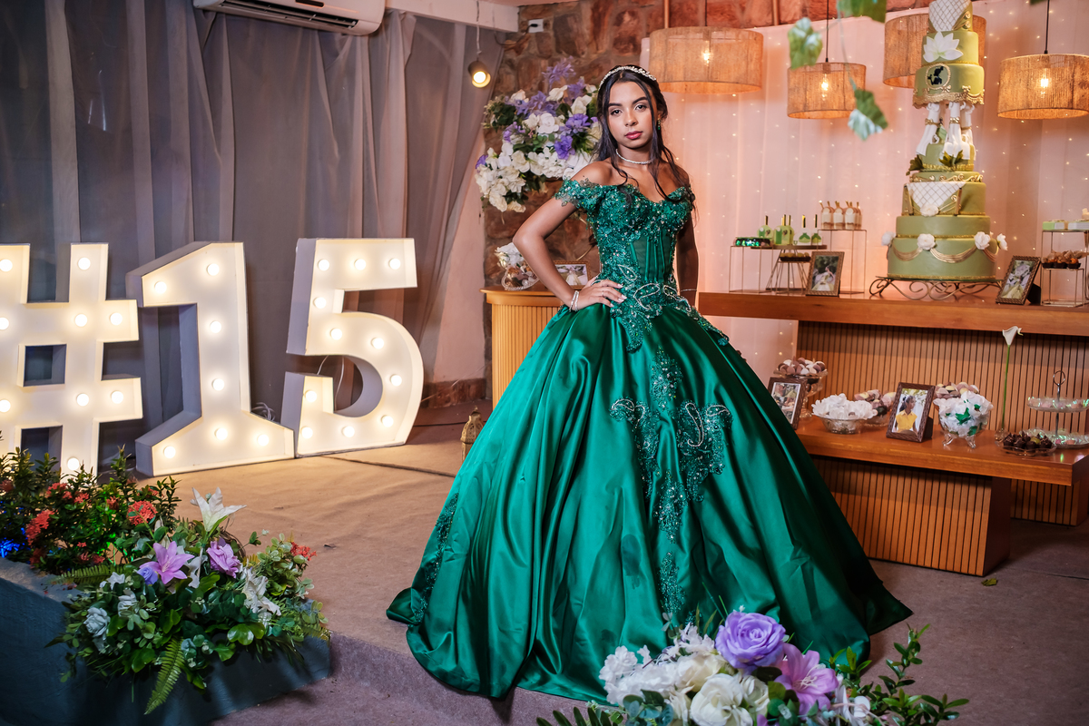 Fotografia festa debutante Lunah
Princesa Tiana
Local: Viena Casa de festas - Meier - RJ
Fotógrafo Wallace Nunes - Rio de Janeiro Zona Oeste
Guaratiba