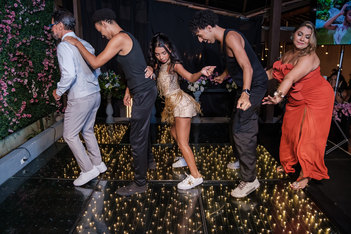 Fotografia festa debutante Lunah
Princesa Tiana
Local: Viena Casa de festas - Meier - RJ
Fotógrafo Wallace Nunes - Rio de Janeiro Zona Oeste
Guaratiba