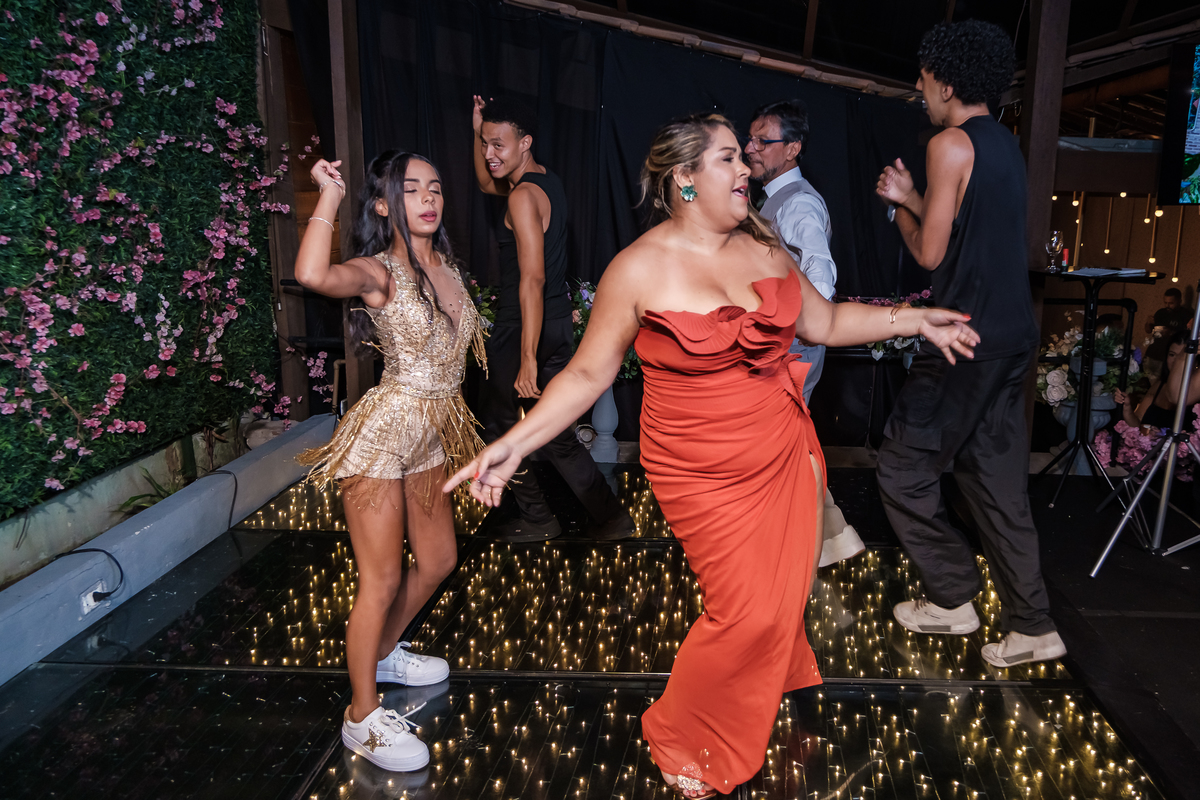 Fotografia festa debutante Lunah
Princesa Tiana
Local: Viena Casa de festas - Meier - RJ
Fotógrafo Wallace Nunes - Rio de Janeiro Zona Oeste
Guaratiba