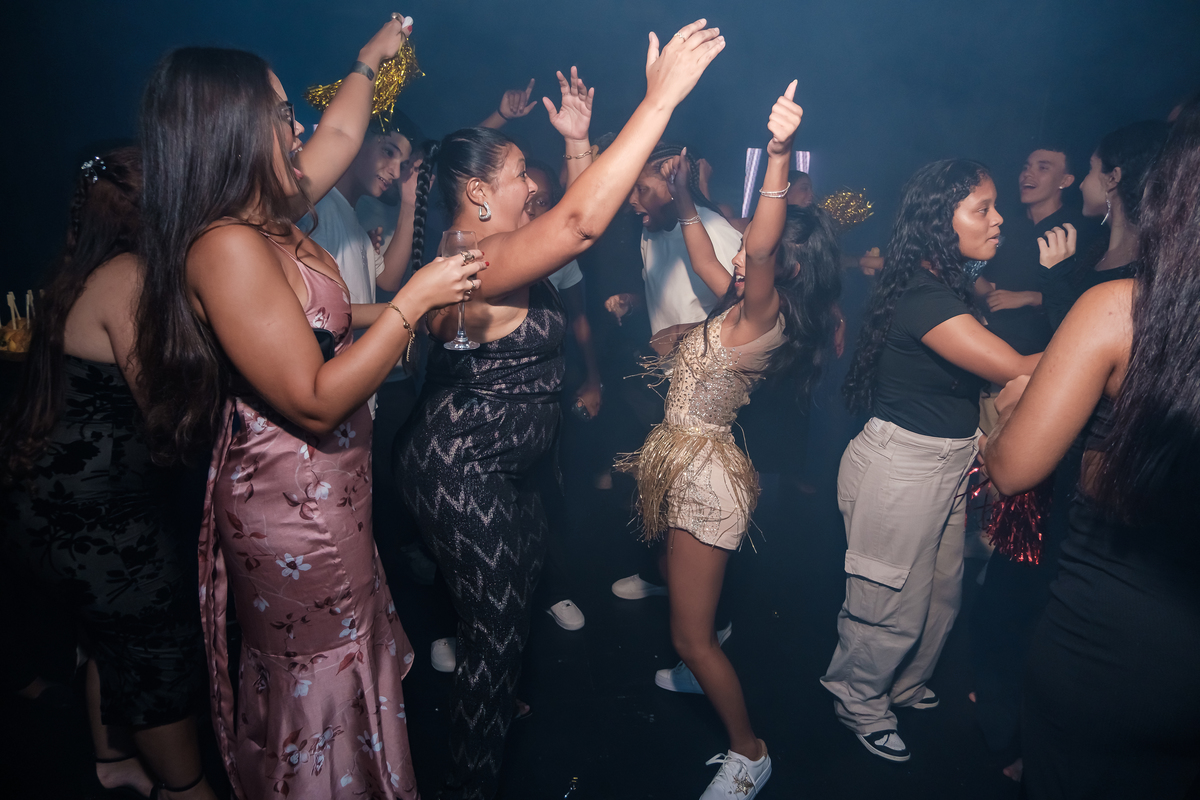 Fotografia festa debutante Lunah
Princesa Tiana
Local: Viena Casa de festas - Meier - RJ
Fotógrafo Wallace Nunes - Rio de Janeiro Zona Oeste
Guaratiba