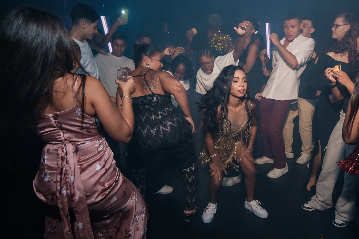 Fotografia festa debutante Lunah
Princesa Tiana
Local: Viena Casa de festas - Meier - RJ
Fotógrafo Wallace Nunes - Rio de Janeiro Zona Oeste
Guaratiba