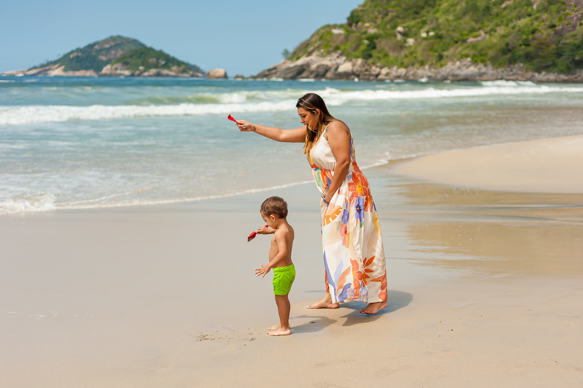 Ensaio família Luciana e Vinícius
Fotógrafo Wallace Nunes
Rio de Janeiro - Guaratiba
Local Prainha - Rj