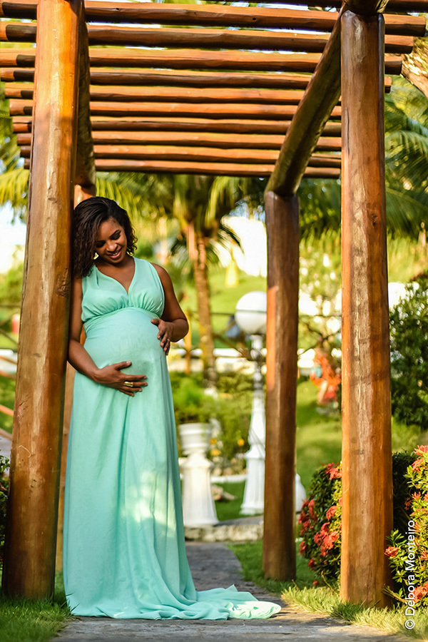 Ensaio de gestante na villa do mar cerimomial