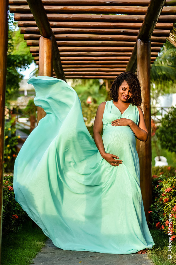 Ensaio de gestante na villa do mar cerimomial