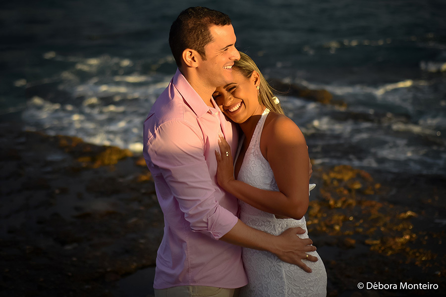 Casal apaixonado na ponta humaitá