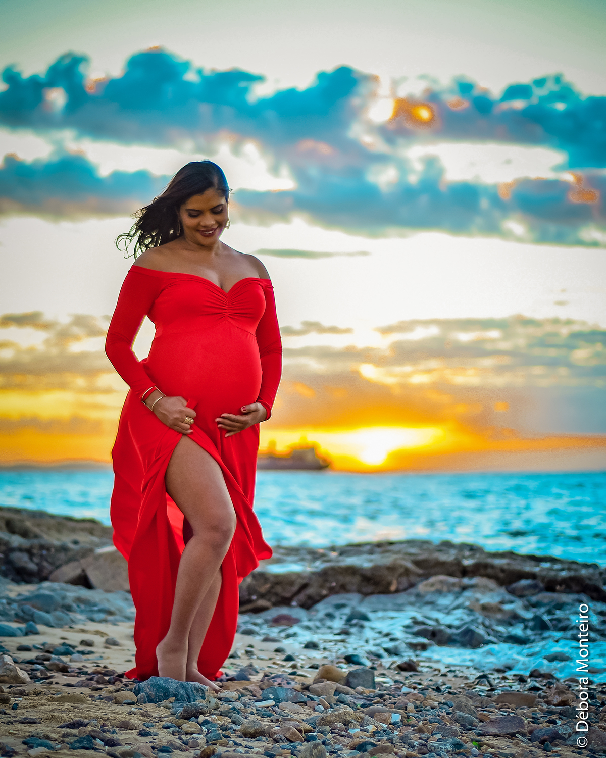Ensaio de gestante no pôr do sol