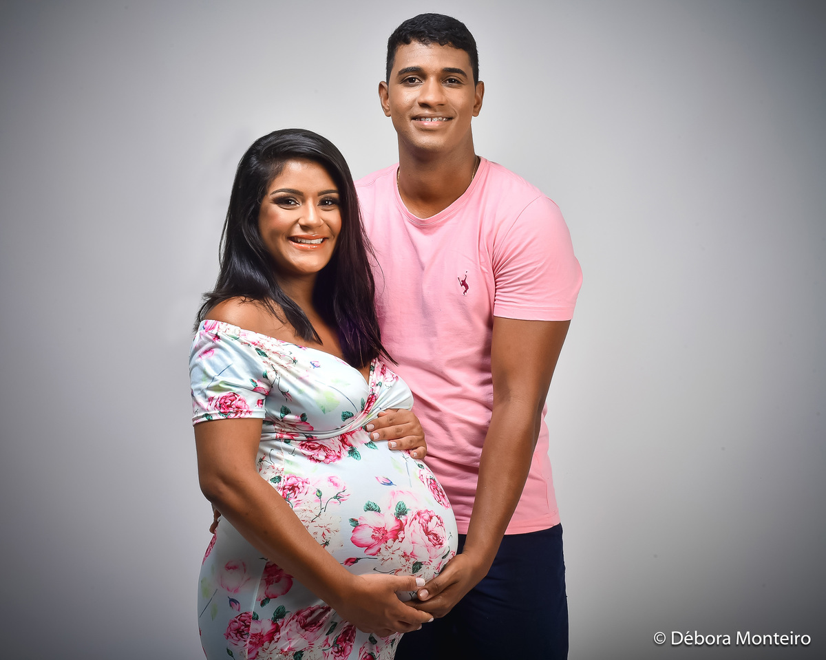Ensaio de gestante em estúdio em Salvador