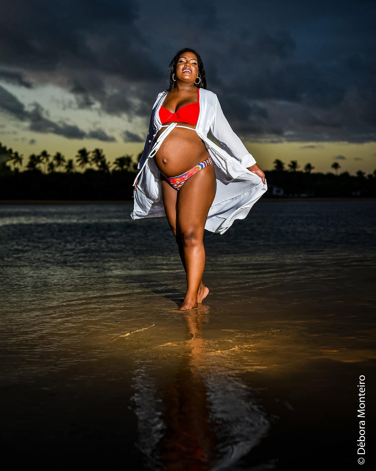 Ensaio de gestante na praia