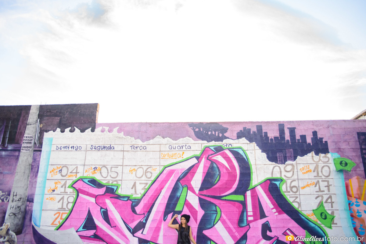 book debutante bh