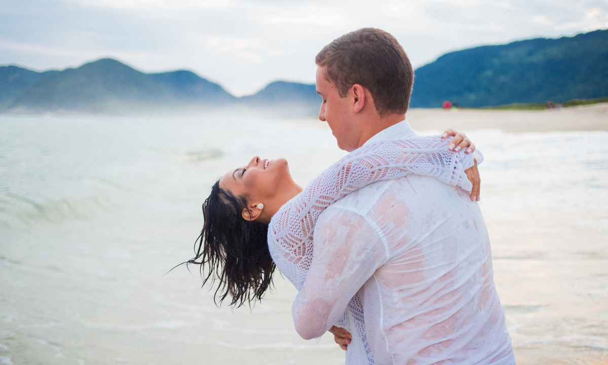 Ensaio praia Pré casamento Com Você  Estou Seguro Praias e Montanhas