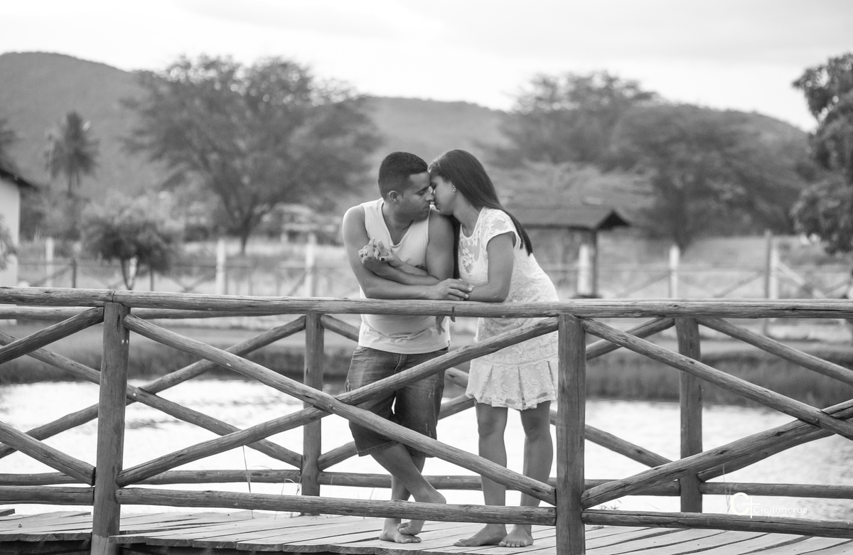 Ensaio de casa que aconteceu no sitio Santa Felicidade momentos românticos  