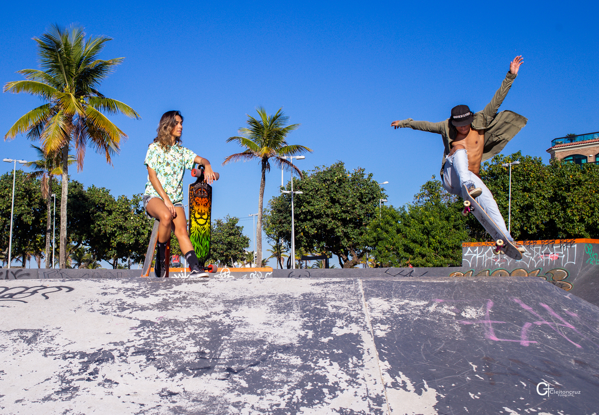 ensaio de casal praça do Ó skate manobra casal radical 