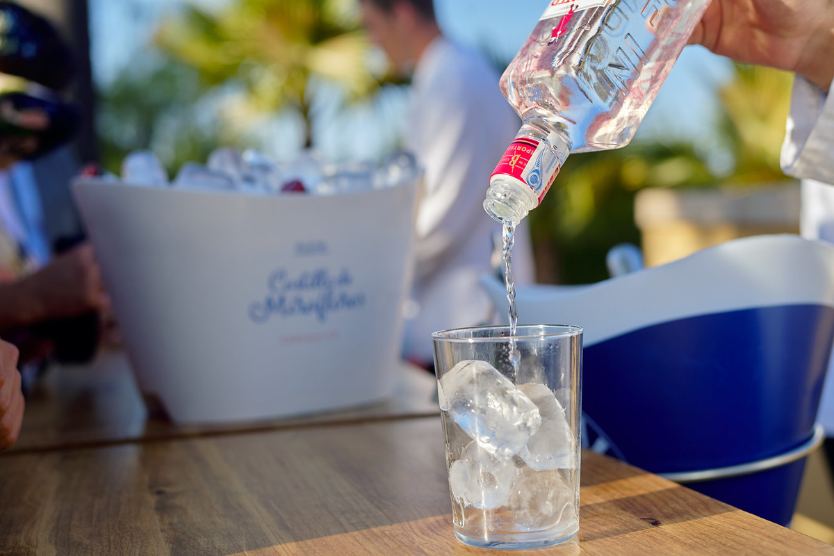 Barra libre de tu boda fotografía realizada por los mejores fotógrafos de Sevilla - Parejo Photos